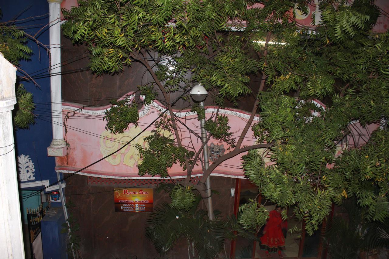 Rising Sun Hotel Chennai Exterior foto